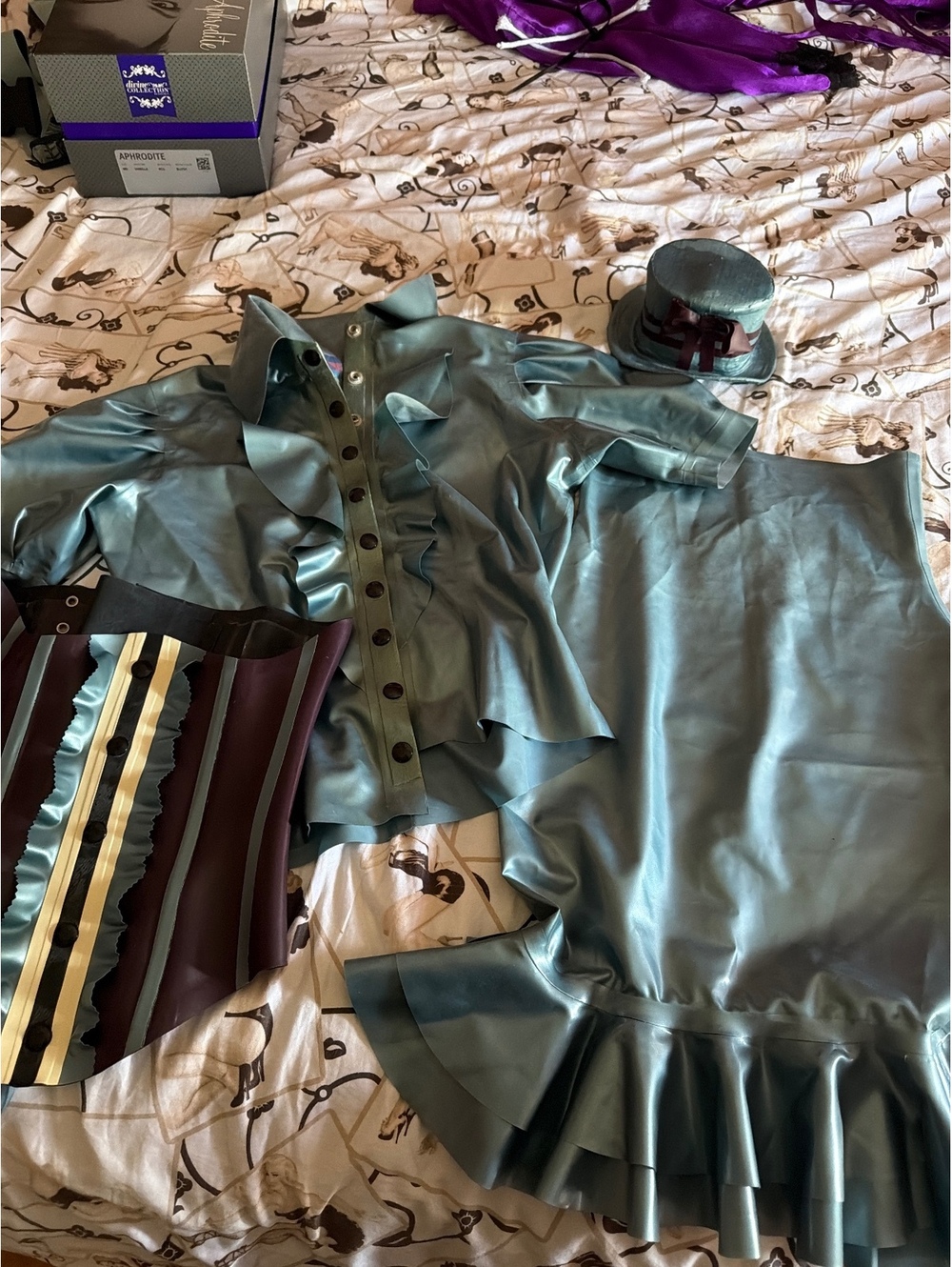 Westward Bound Latex set Top Skirt Hat And Corset Sz 10